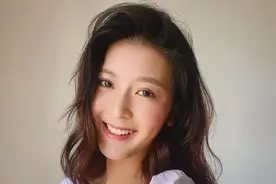 降级成普通朋友，黄宗泽过40岁生日，绯闻女友陈嘉桓：不是很熟图片