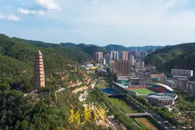 新黄河重走初心之路 | 南湖红船的曙光，在延安迎来喷薄日出图片