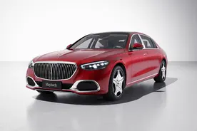 买新款迈巴赫S级的都是什么人？年收入多少才能养得起呢？图片