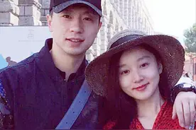 奥运健将背后的女人很美，马龙妻子是校花，吕小军金牌有老婆一半图片