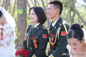 16对军人婚礼：左手牵你，右手敬礼，不负祖国不负卿图片