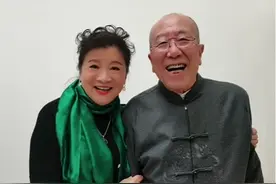 63岁老戏骨杜宁林接地气！上节目自己化妆，超朴素如普通老太太图片