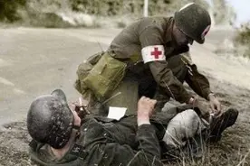 二战美军医疗兵哭诉：德军很"绅士"，日军却是"屠夫"图片