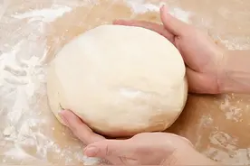 用酵母发面可以过夜吗？很多人都不懂得发面技巧，赶快看看吧图片