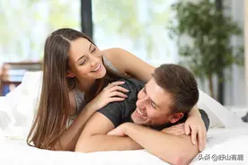 女人到了50岁，还会对男人感“兴趣”吗？两位女士道出真相图片