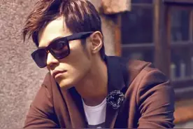 周杰伦嫌方文山填词慢，亲自写一首歌催他，结果红到现在零差评图片