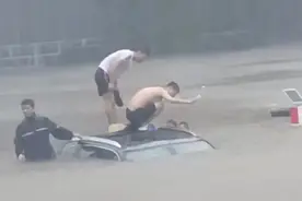 向灾民收费，到底是不是“趁火打劫”？图片