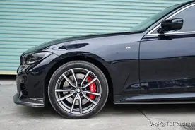 宝马专用G60六活塞街道版性能刹车套，宝马3系G28刹车改装案例图片