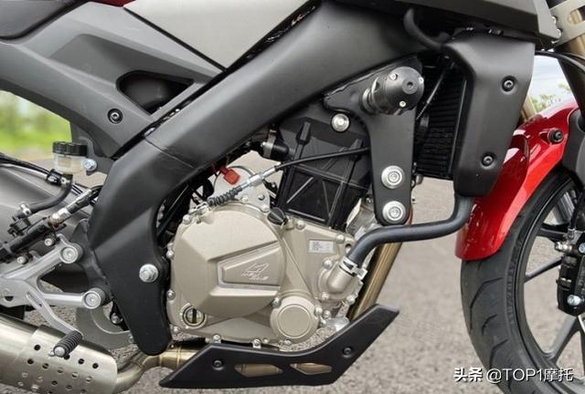 高颜值复古街车 飞鹰S25正式上市 售价1.38万/1.63万