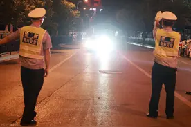 高速公路到底能不能使用远光灯 看看交通法规怎么说 做文明好司机图片