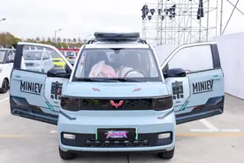 人民的代步车，宏光MINI用200天卖出20万台，好开又好玩图片