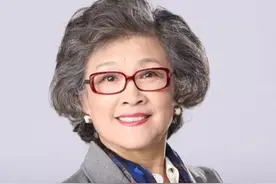 一级演员宋春丽，43年婚姻因戏错过生育，却在61岁当了“妈”图片