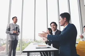 香港买房术语大揭秘 –「中介篇」图片