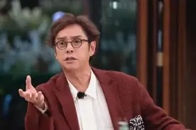 谭咏麟今做客《时光音乐会》“回忆杀”让歌手全体破防了图片