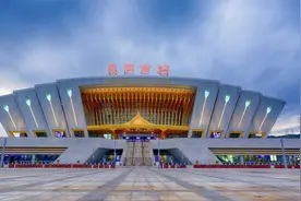 昆明南站VS昆明站，谁代表未来？图片