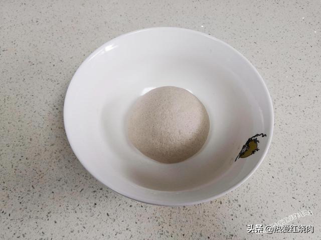 荞麦粉最好吃最筋道的做法，传统方法改良一下，比扒糕碗坨都好吃