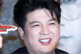 SJ神童瘦身74斤，晒证件照成花美男，网友：颜值担当回来了图片