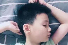 春天孩子进入猛长期，父母记住3个关键词，让娃身高“猛一窜”图片