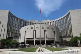 警惕人民币升值背后的债务“危机”图片