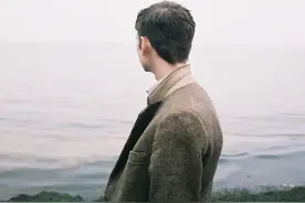 单亲爸比单亲妈再婚容易，并非男人耐不住寂寞，和这三点有关图片