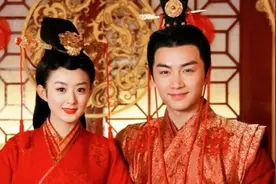 颜值再高也别尬演情侣，黄晓明毁了神雕，范冰冰谢霆锋大写的尴尬图片