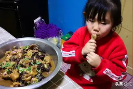 买冻鸡腿时，牢记“3不买”，再便宜也不要，老板：自己从不吃图片