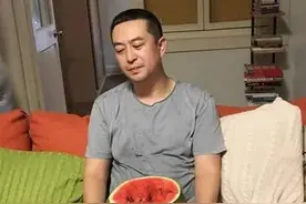 50岁张嘉译：被前妻骂凤凰男，却被现任宠上天？揭秘20年龙套生涯图片