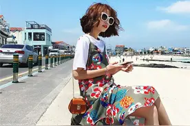 碎花裙怎么穿出“高级感”？瞧下面几种搭配风格，时髦优雅又显贵图片