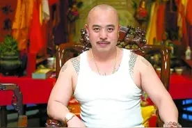 华裔黑帮头目周国祥“从未伤害过华人”？他上位杀害的都是华人图片