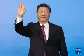 习近平出席第十四届全国运动会开幕式并宣布运动会开幕图片