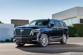 全新凯雷德亮相国内，内外设计都很香，但排量太大不会引进图片