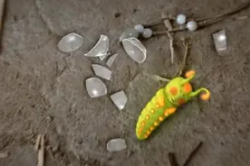 这些国产剧的塑料特效，给５毛钱都嫌多吧图片