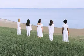 掌握这三个心理，能让女人主动投怀送抱图片