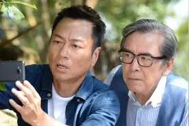 TVB视帝黎耀祥首乘高铁满脸激动，已将香港房产变卖定居广东图片