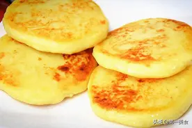土豆里打1个鸡蛋，没想到这么好吃！教你10分钟快速做好全家早餐图片