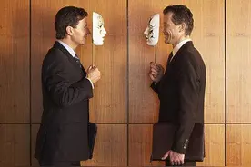 职场上，如果领导对你说这3句话，不是看好你，而是欺负你老实人图片