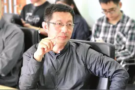 北大教授：提议恢复土葬，但高额的墓地费用让人们只能退却图片