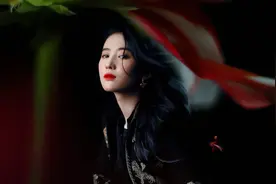 为什么看刘亦菲的采访会觉得她很不善于说话？图片