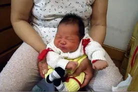 到底能不能把屎把尿？没有标准答案，但这是我听过最合理的建议图片