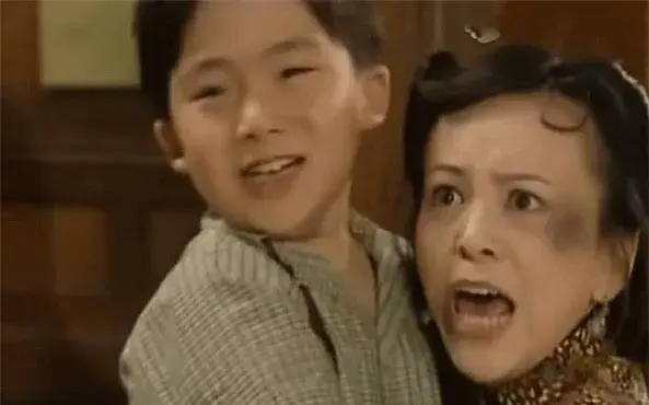 情深深雨蒙蒙大结局是什么（情深深雨蒙蒙原著结局如萍举枪自尽 尔豪梦萍住进贫民窟）