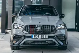 900 Rocket Edition：900马力，1060牛·米，这样的SUV有多快？图片