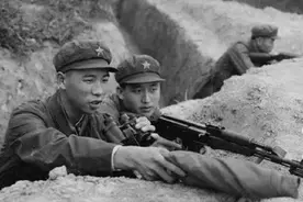 参战老兵回忆，对越反击战的前一天，感觉时间过得特别慢图片