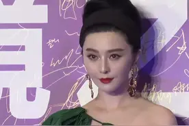 仙境之夜明星穿着土味满满：范冰冰像披窗帘，吉克隽逸像健身教练图片