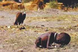 全世界欠他一句道歉：这张著名的照片中的小女孩，最后活下来了吗图片