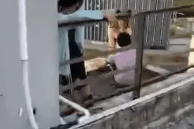 小女孩天台玩“死亡游戏”：儿童世界里，有多少种“危险关系”？图片