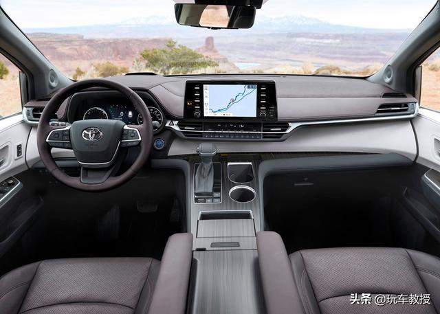全新丰田塞纳油耗7.1L！实用不输GL8 25万起能火？