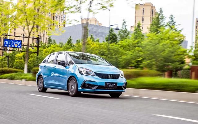 底盘/隔音/配置全面升级，自动挡8.18万起，全新一代飞度又要火了