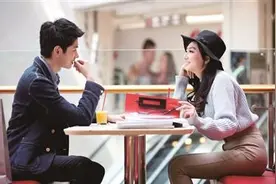 30岁的剩女和二婚女，哪个更适合结婚，听到一句话我终于明白图片