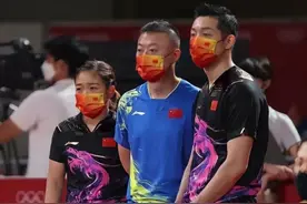 揭密“昕雯联播”小枣的担忧眼神图片