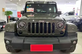 30万的硬派越野车——牧马人撒哈拉，让人欢喜让人忧图片